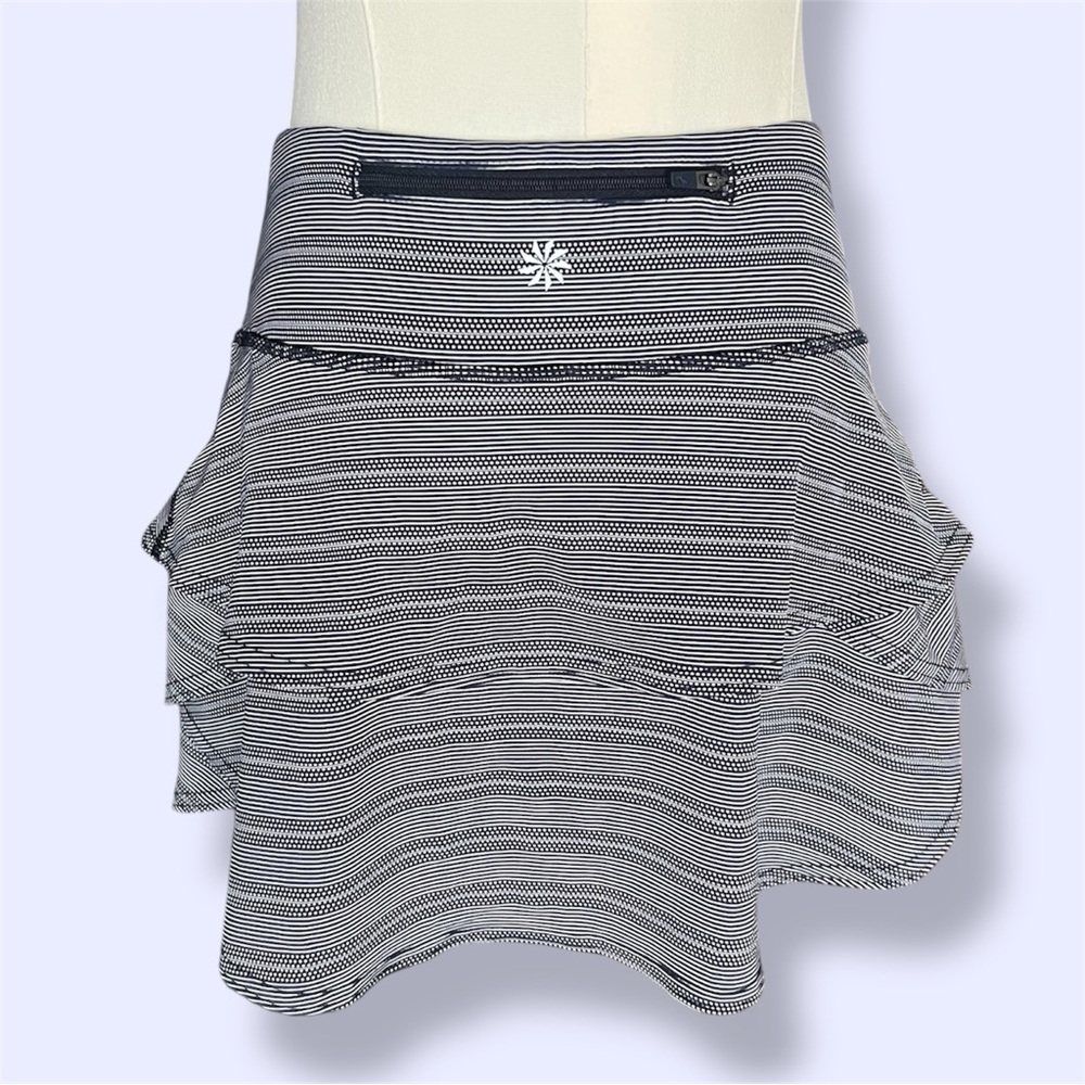 Athleta Swagger Skirt Tennis skort NAVY Striped